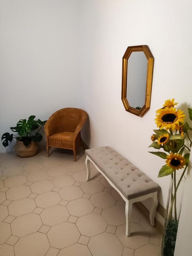 A Casa Di Leda Leilighet Sarzana Eksteriør bilde